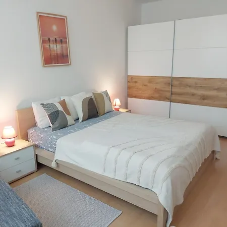 Castle With Terrace Self-check-in *