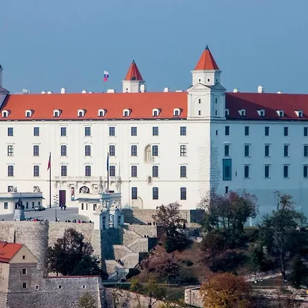 Lägenhet Castle With Terrace Self-check-in *